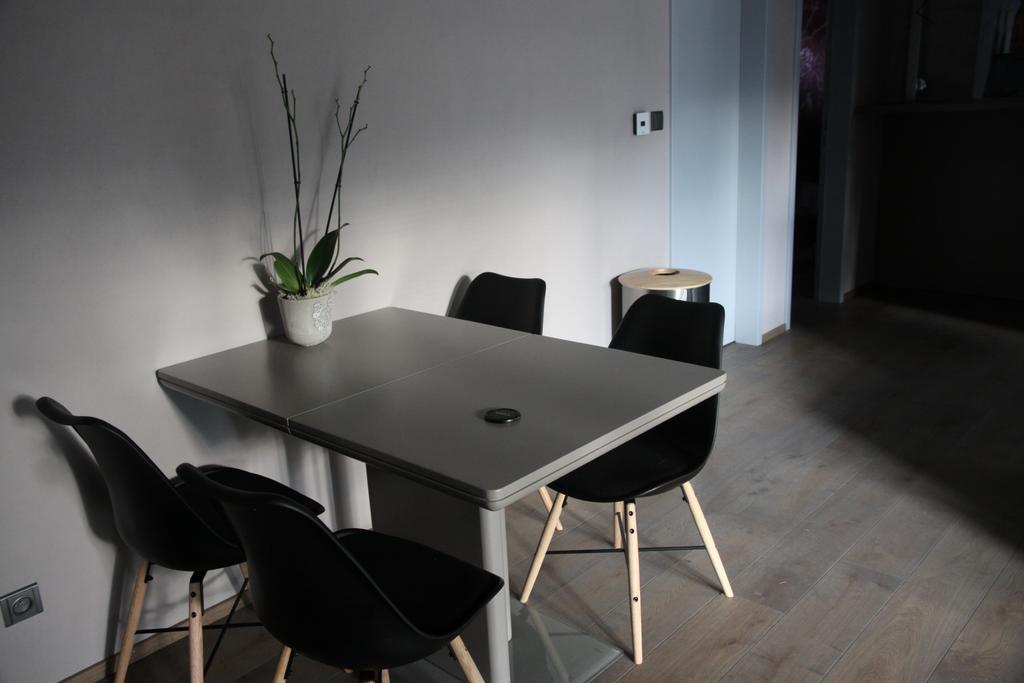 Blue House Relax Apartment Velke Popovice